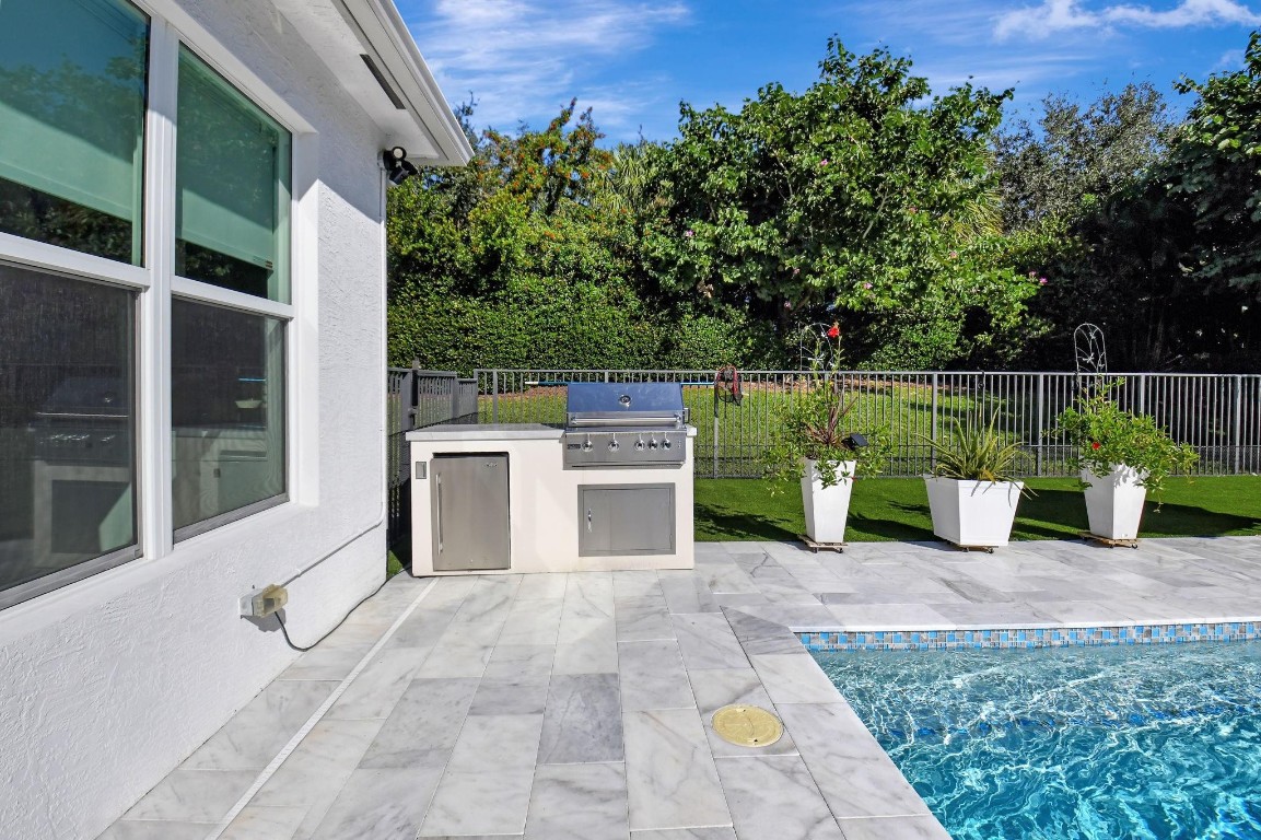 15220 Waterleaf Lane, Delray Beach