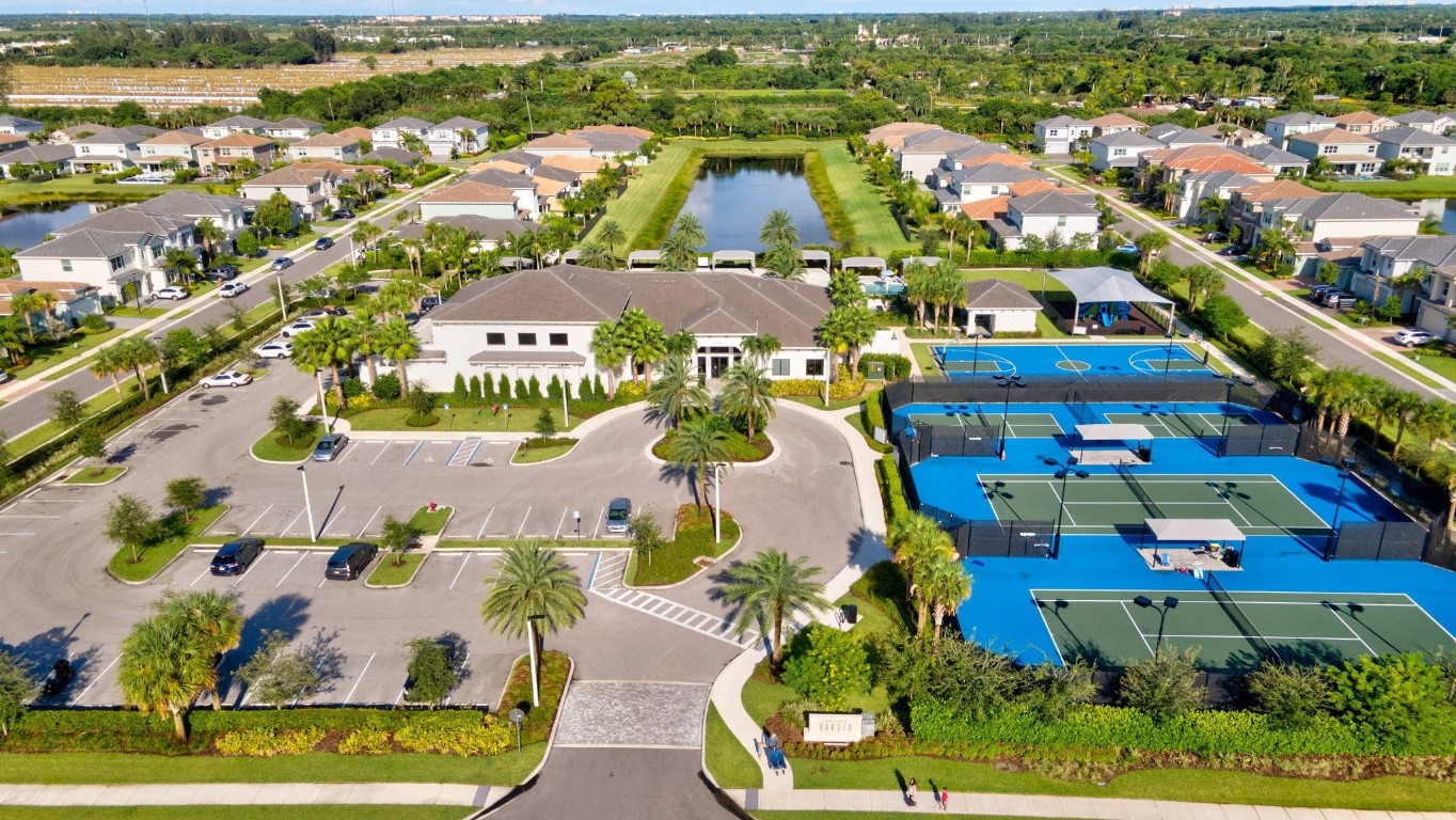 15220 Waterleaf Lane, Delray Beach