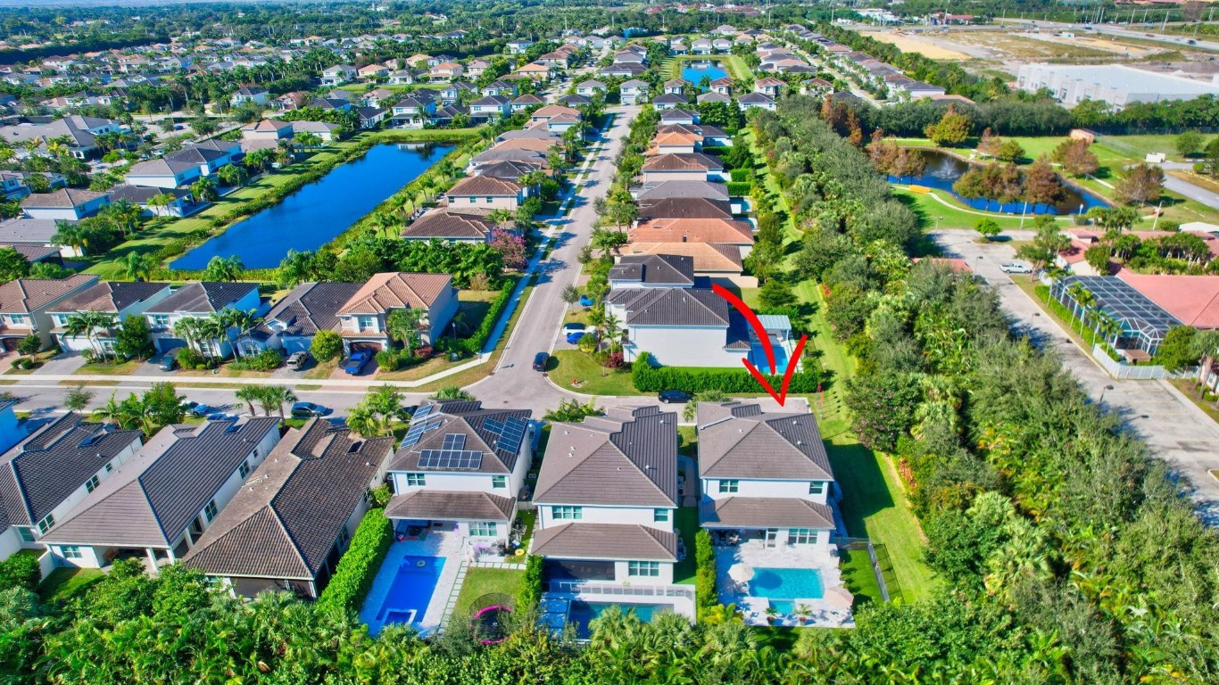 15220 Waterleaf Lane, Delray Beach