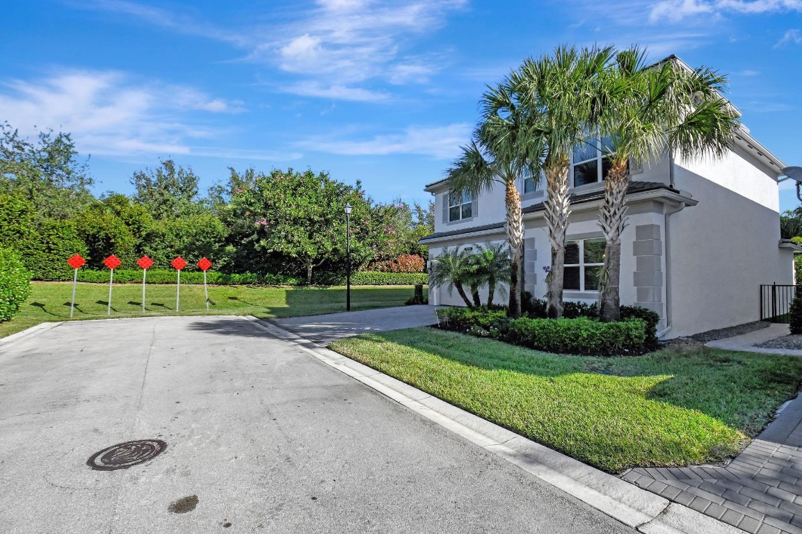 15220 Waterleaf Lane, Delray Beach