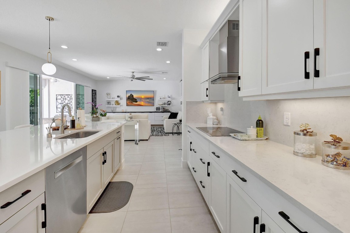 15220 Waterleaf Lane, Delray Beach