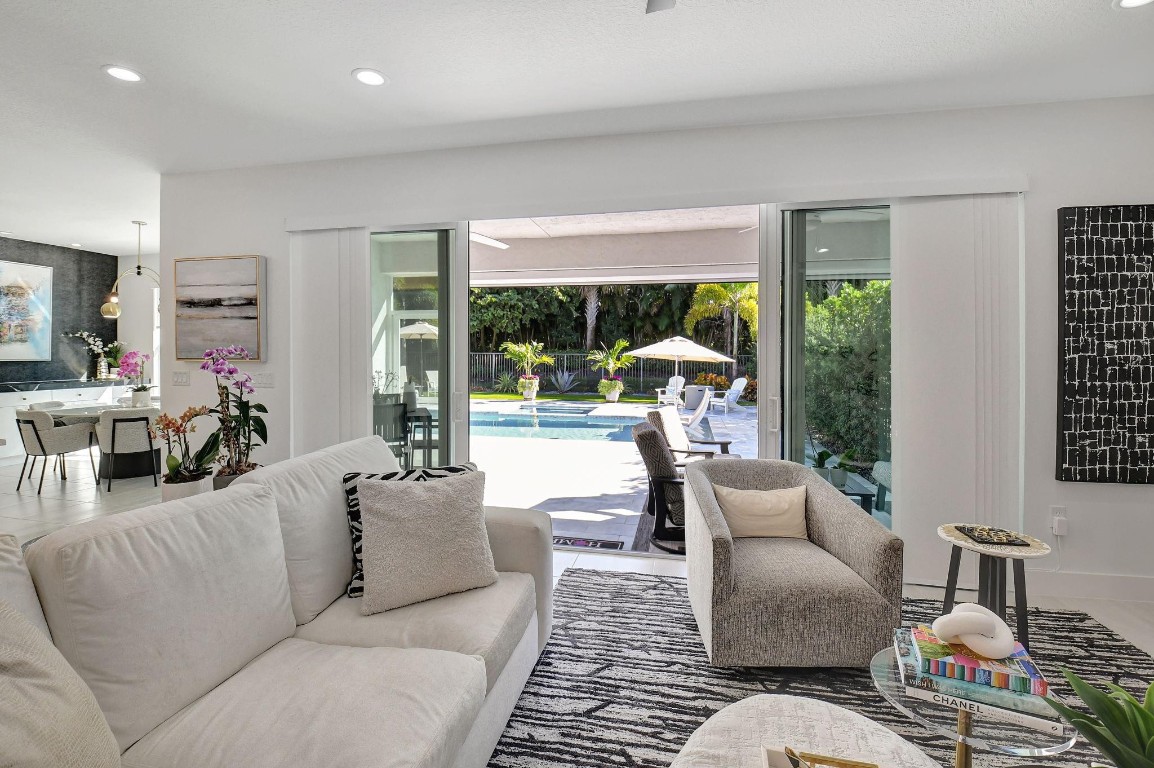 15220 Waterleaf Lane, Delray Beach