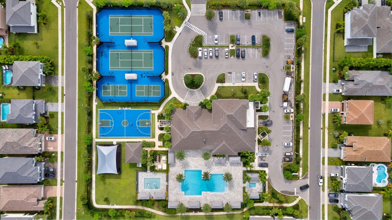 15220 Waterleaf Lane, Delray Beach
