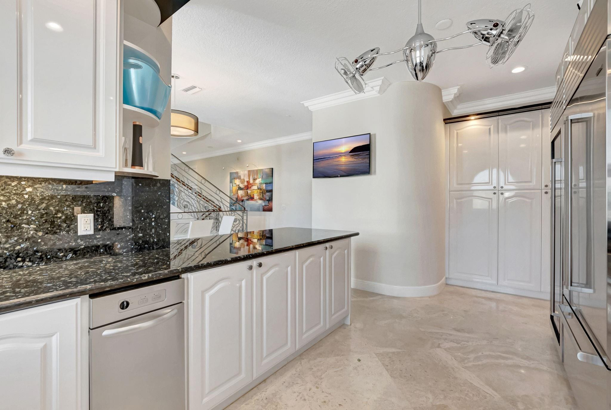 1770 Bay Dr 1770