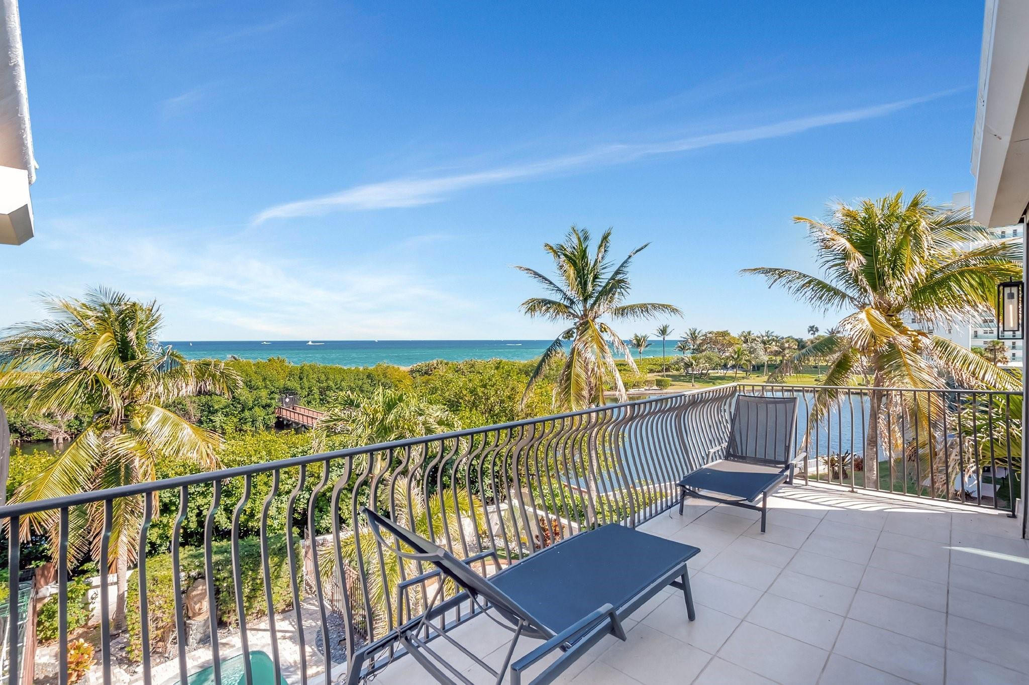1770 Bay Dr 1770
