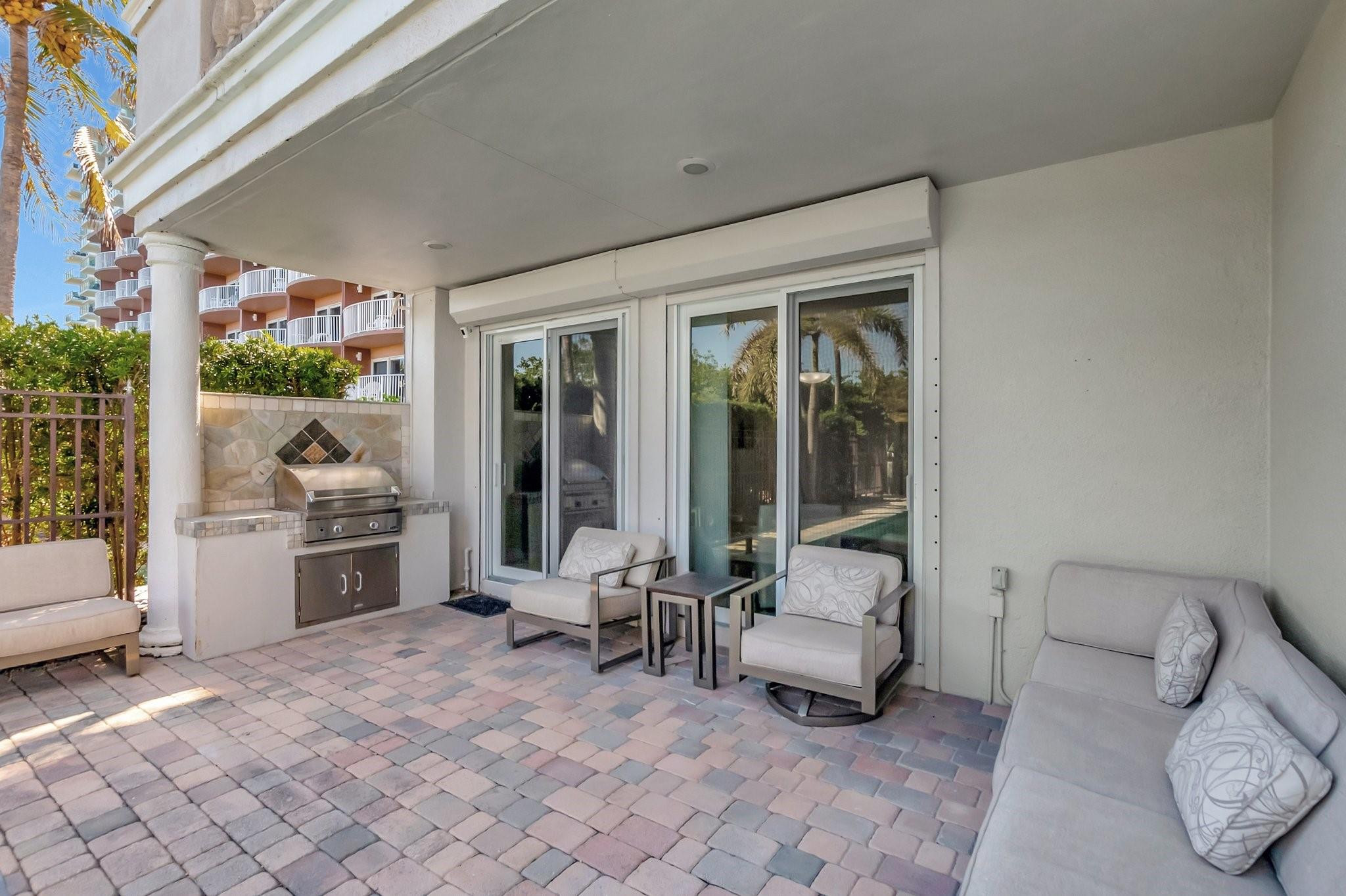 1770 Bay Dr 1770