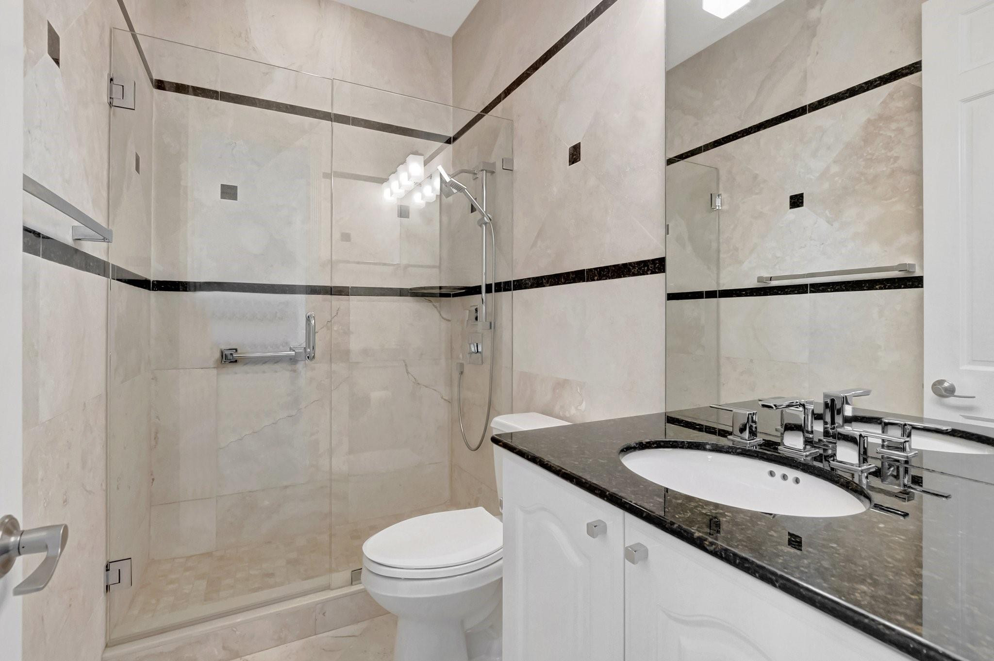 1770 Bay Dr 1770