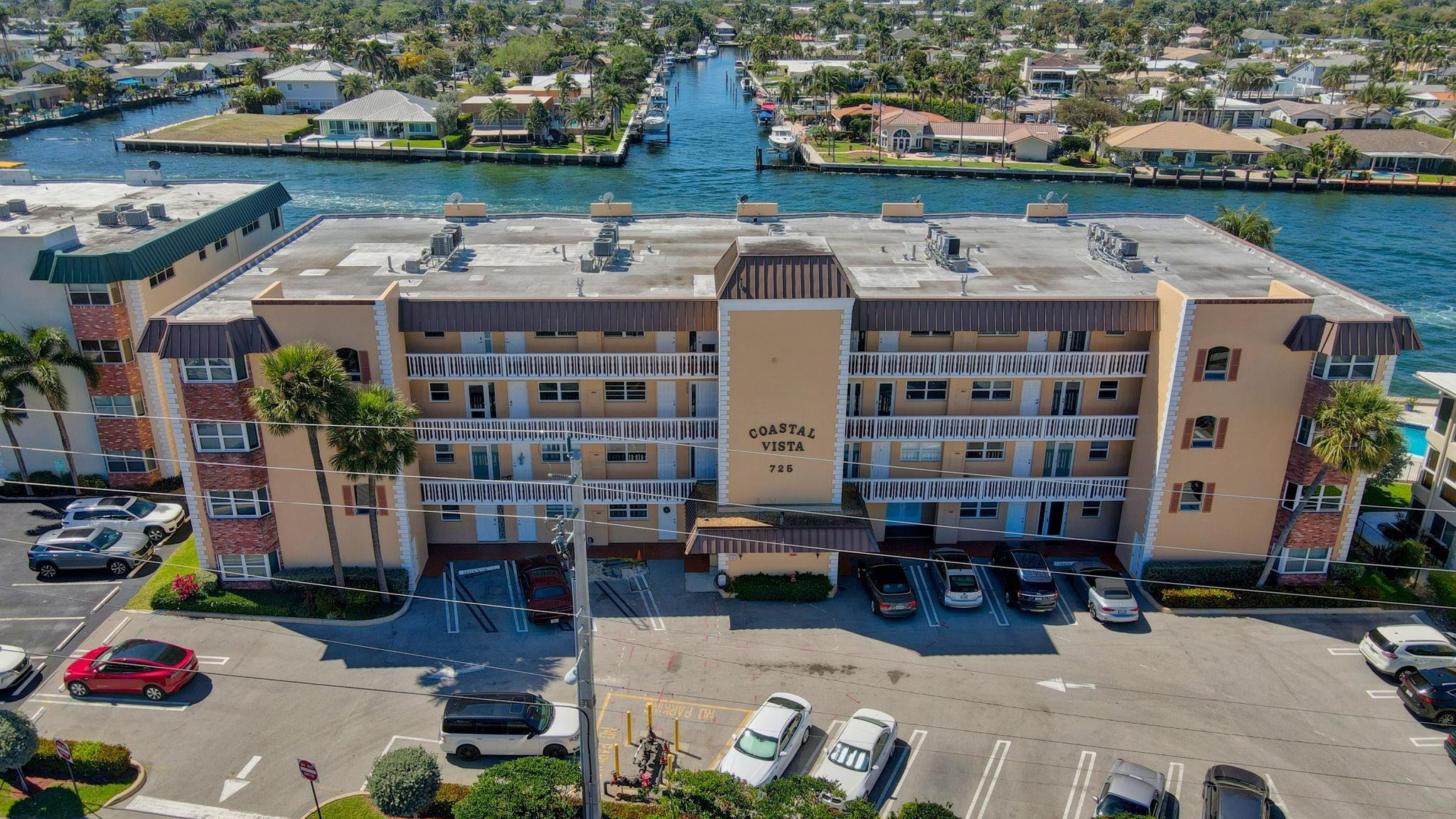 725 N Riverside Dr 205