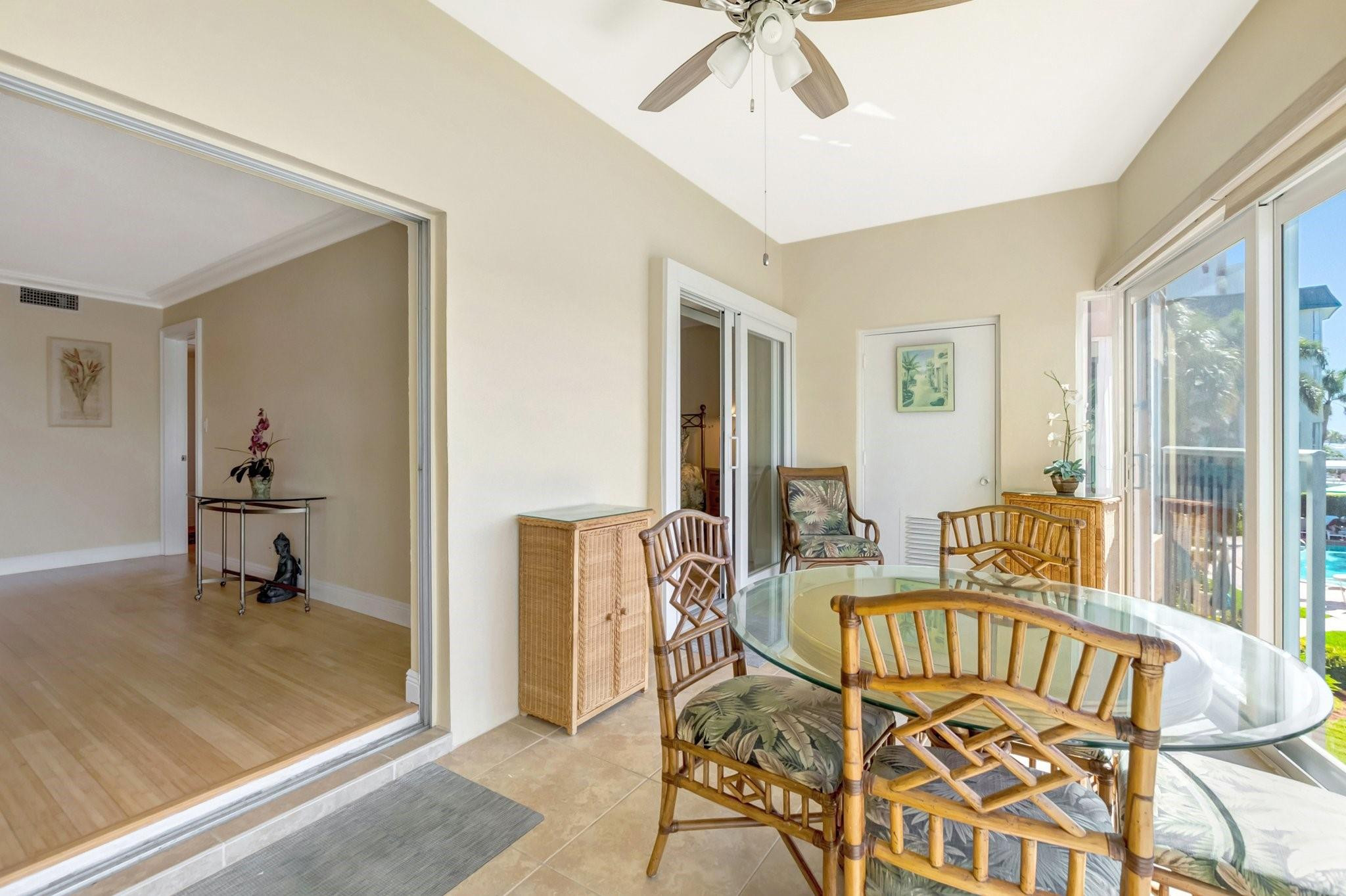 725 N Riverside Dr 205