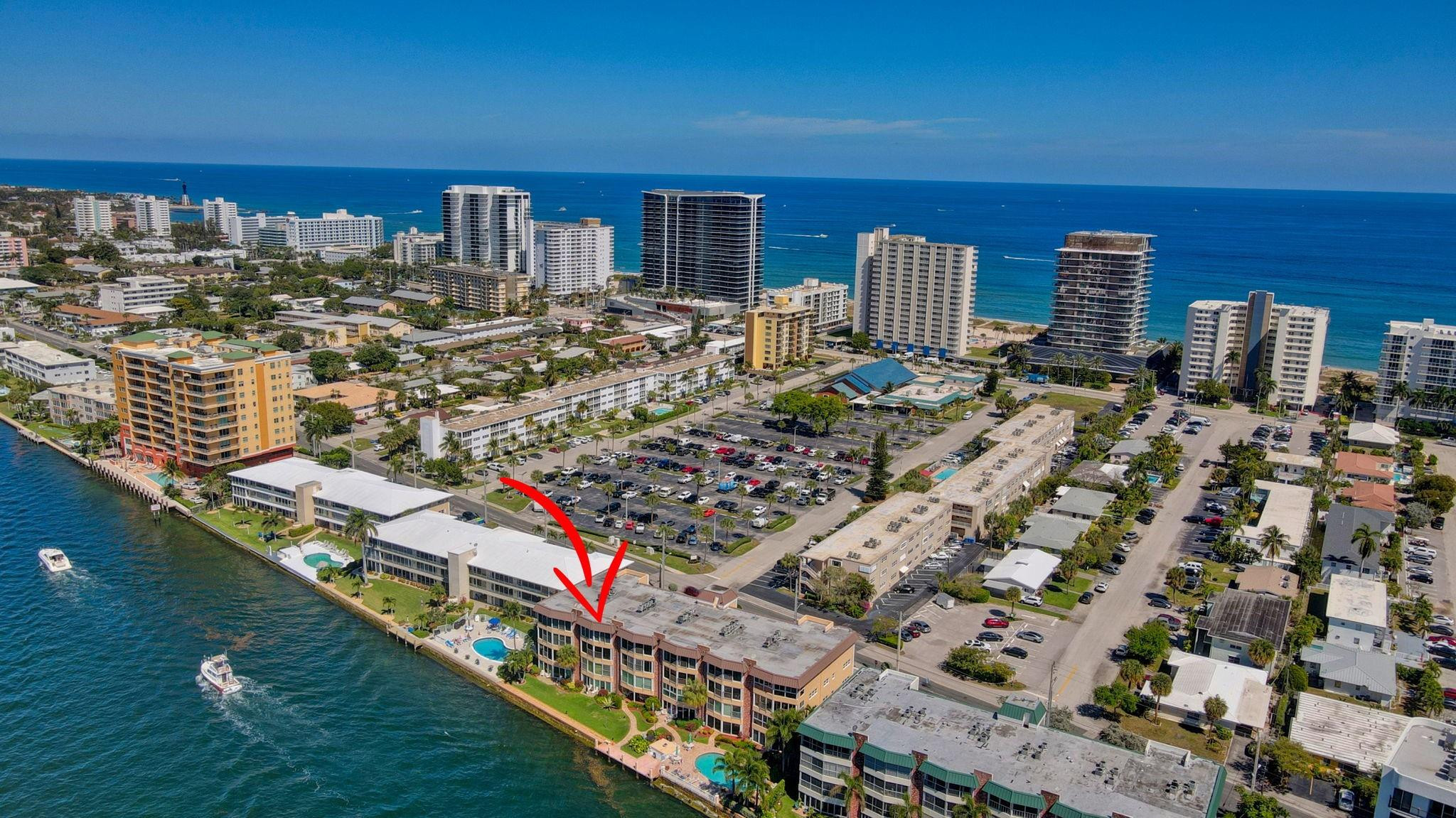 725 N Riverside Dr 205