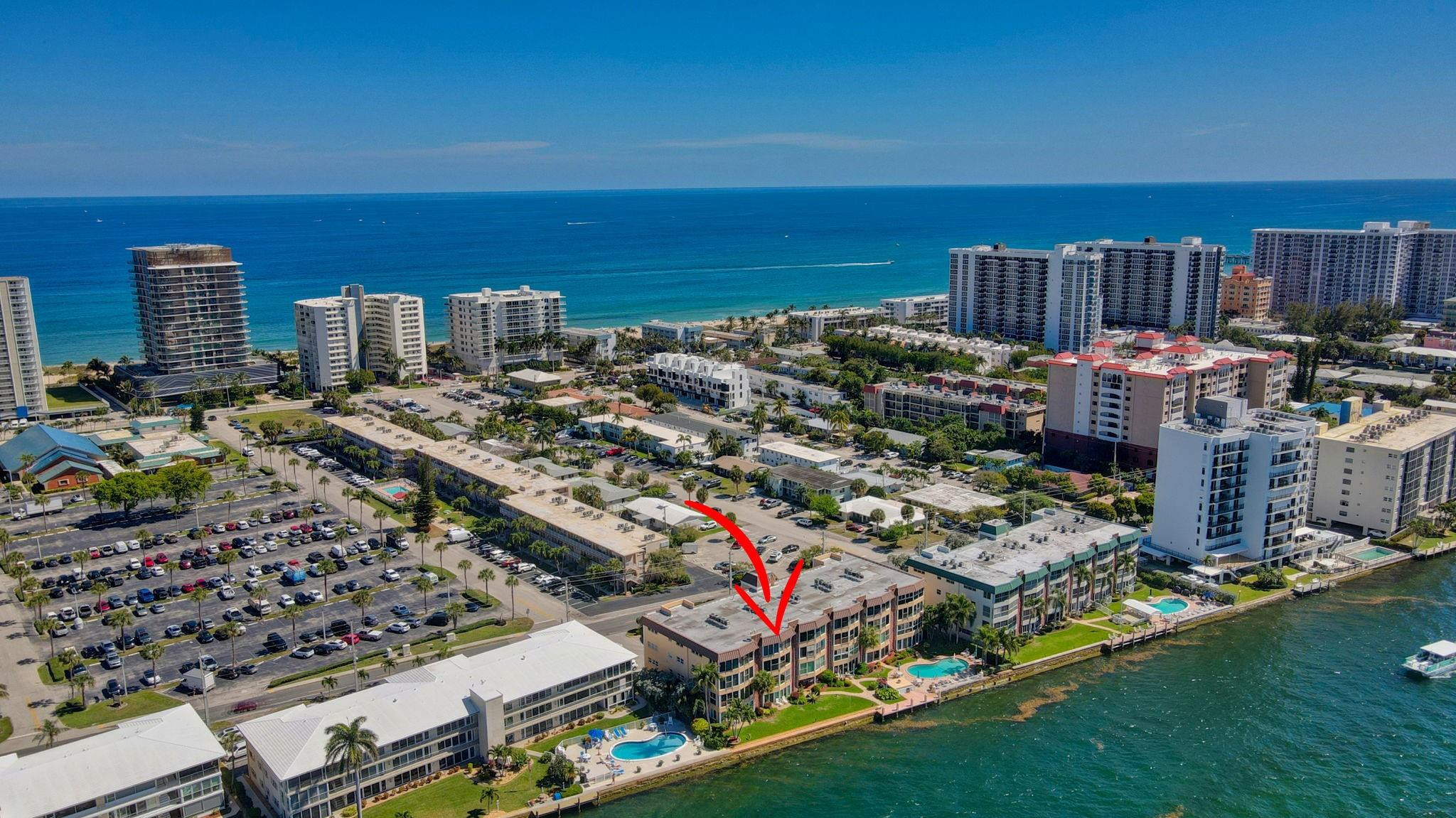 725 N Riverside Dr 205