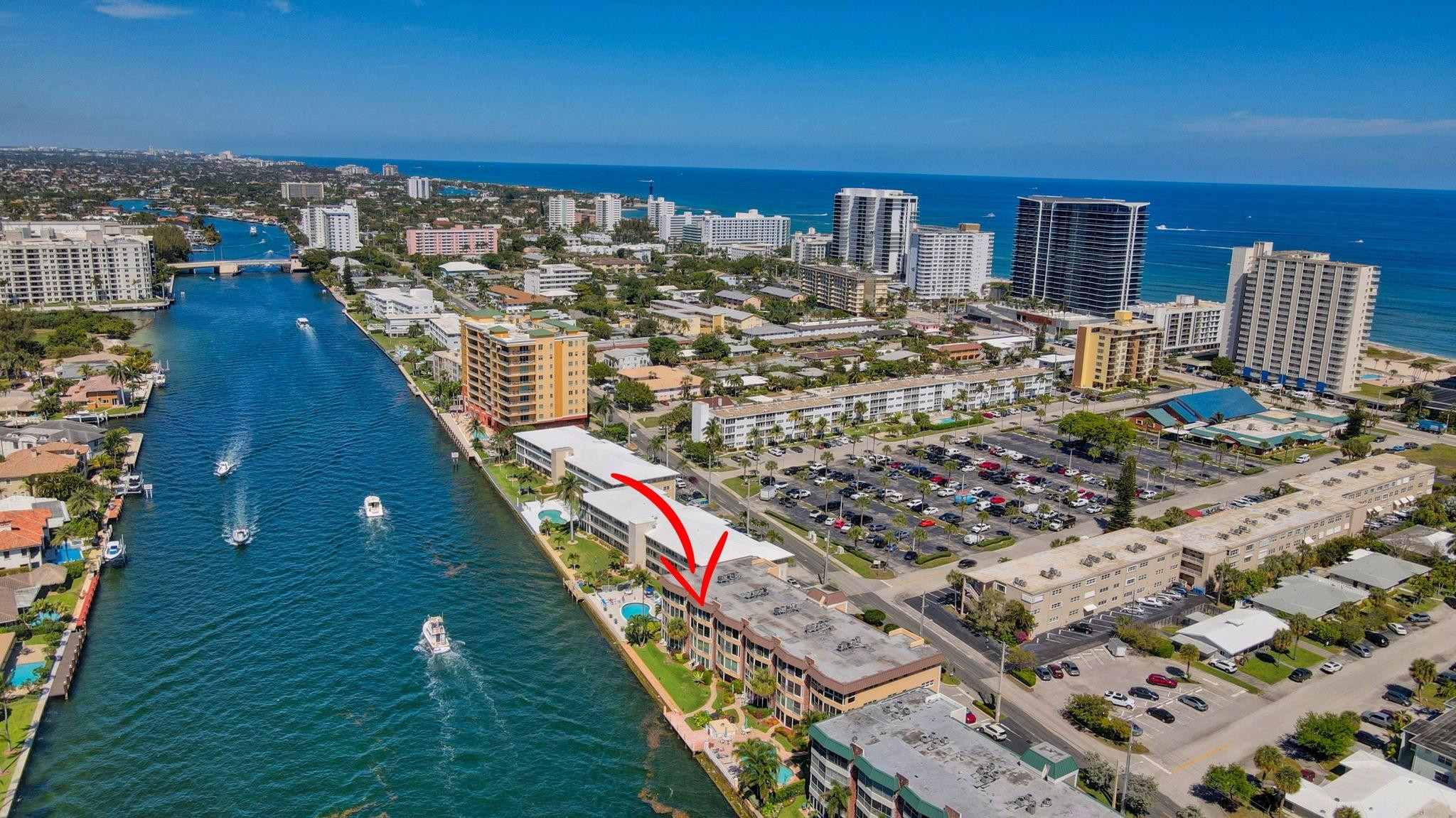 725 N Riverside Dr 205