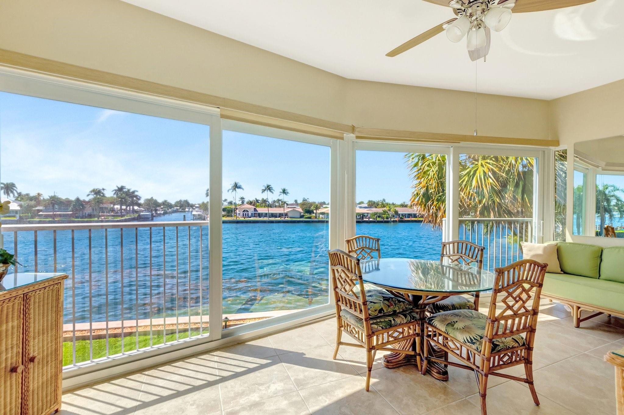 725 N Riverside Dr 205