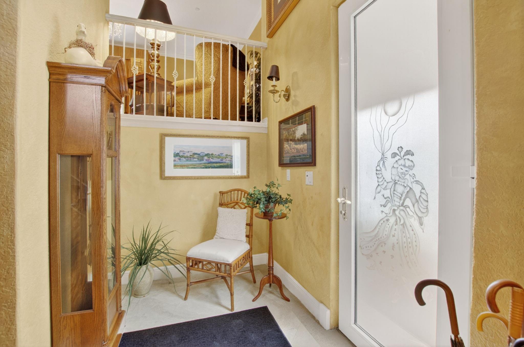 1754 Bay Dr 1754