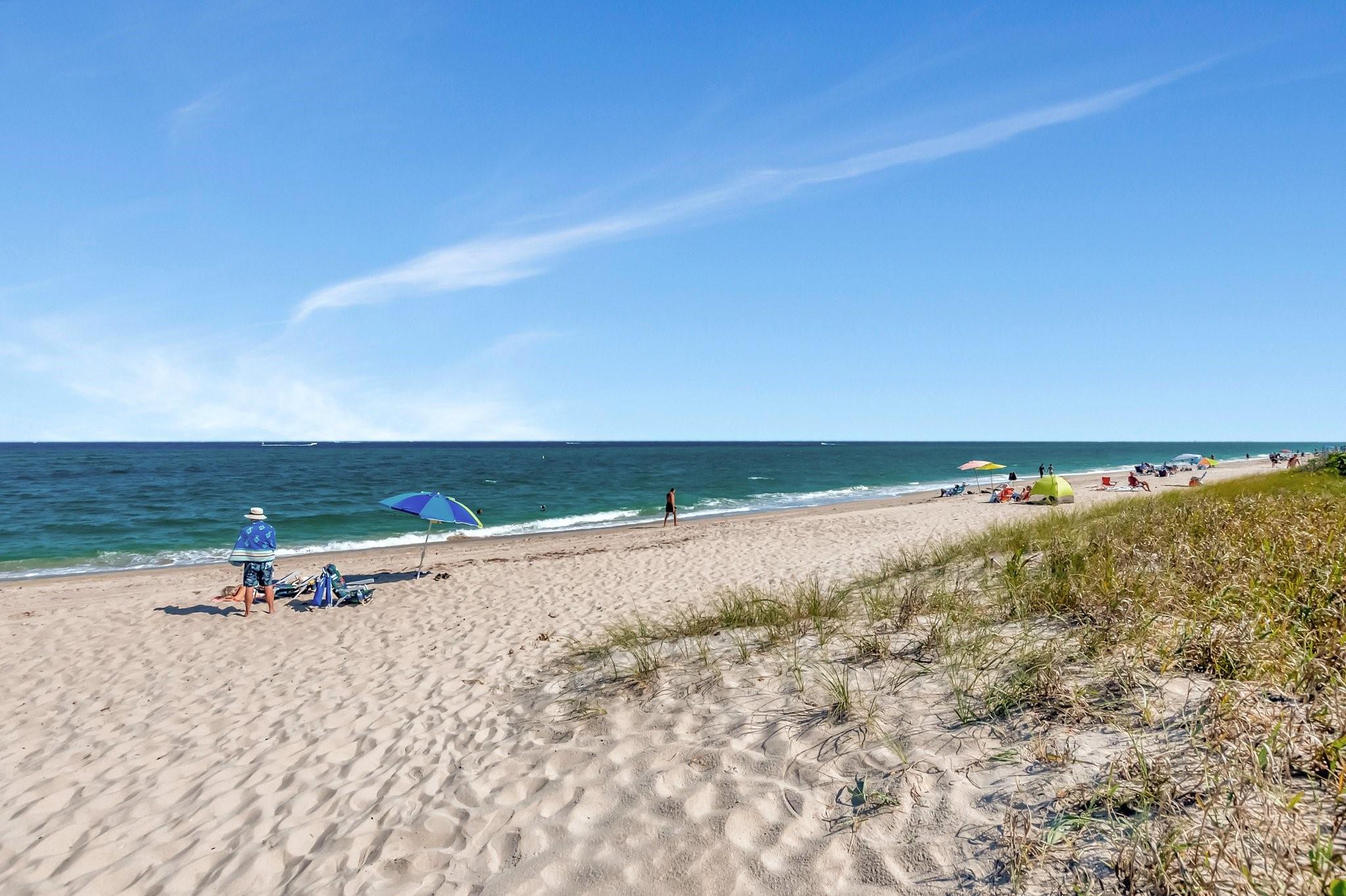 1754 Bay Dr 1754
