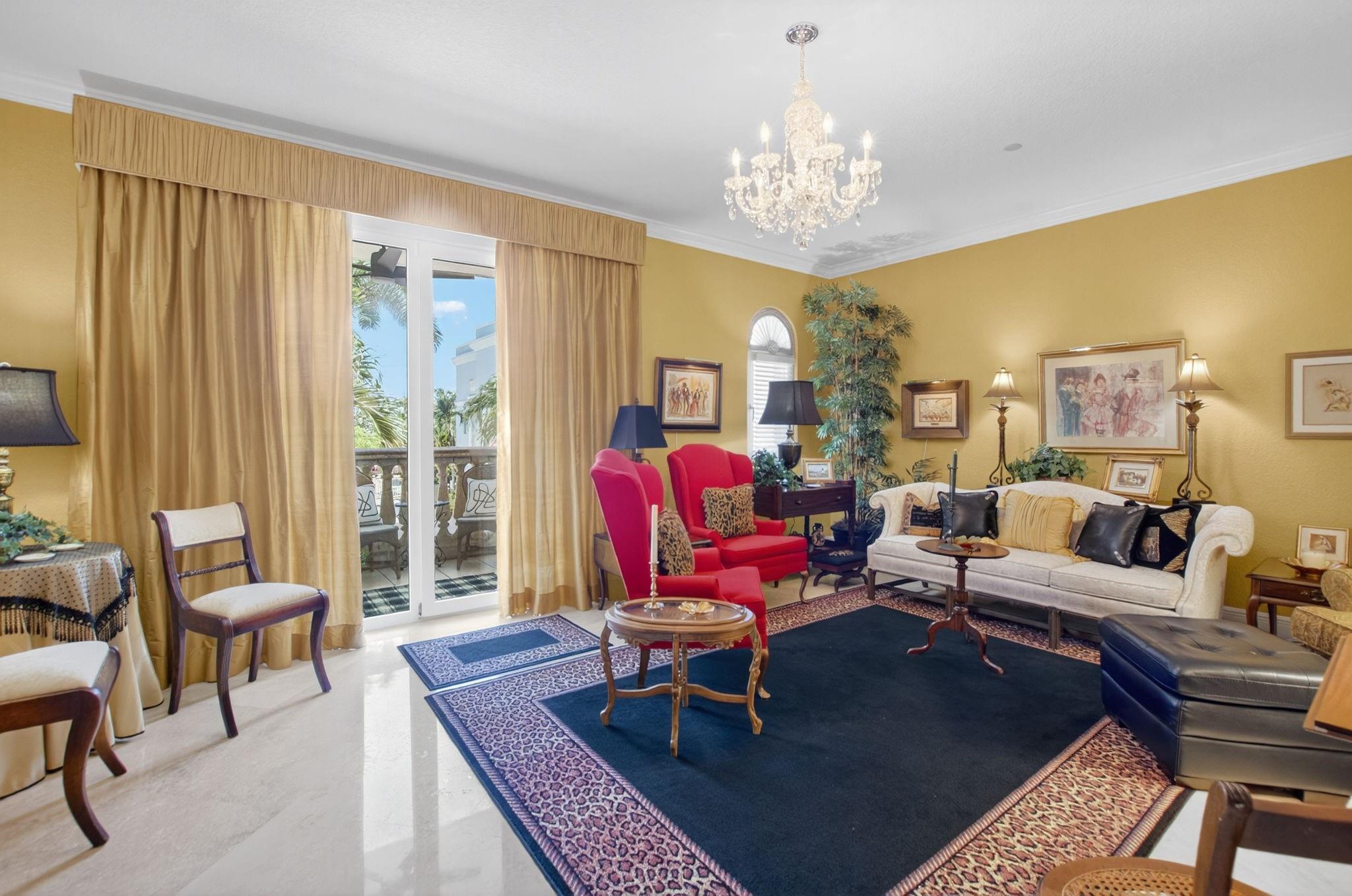1754 Bay Dr 1754