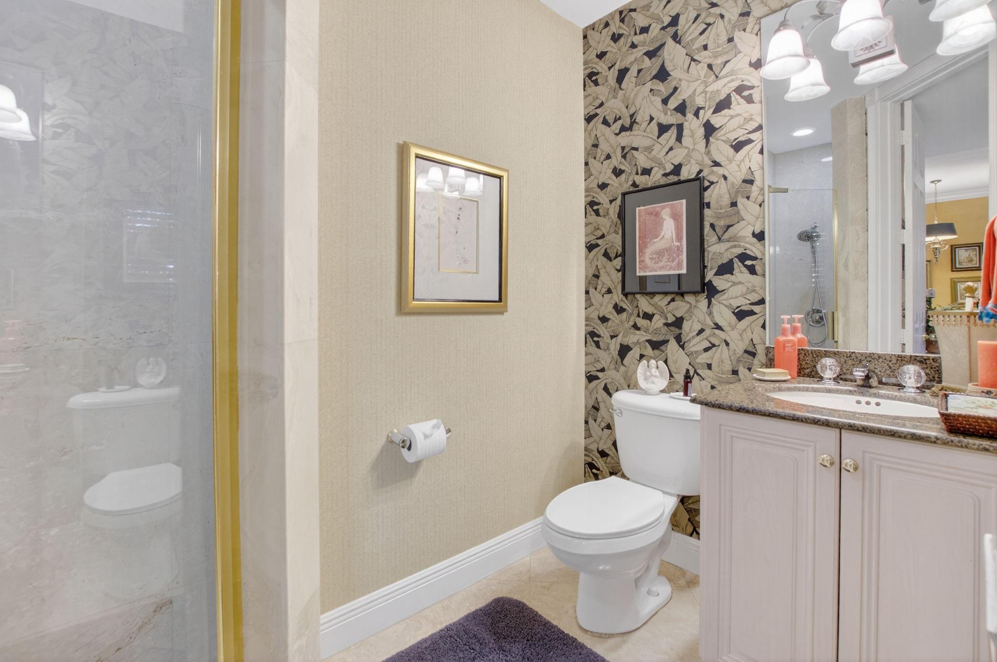 1754 Bay Dr 1754