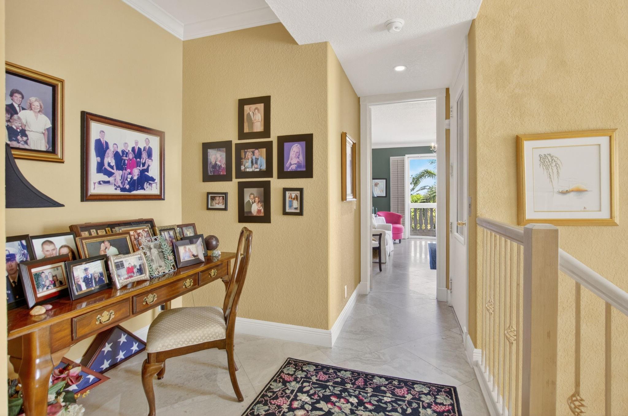 1754 Bay Dr 1754