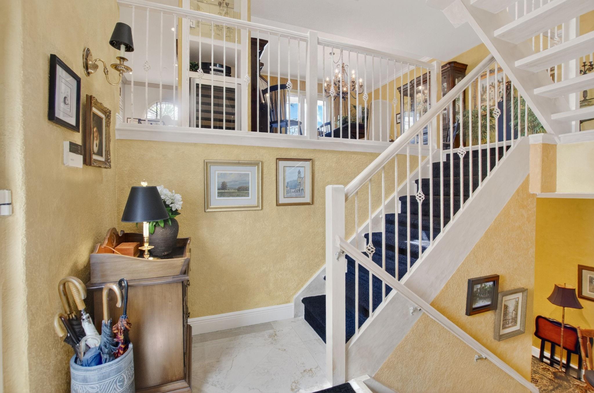 1754 Bay Dr 1754