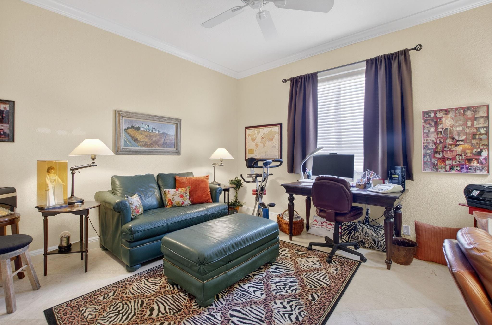 1754 Bay Dr 1754