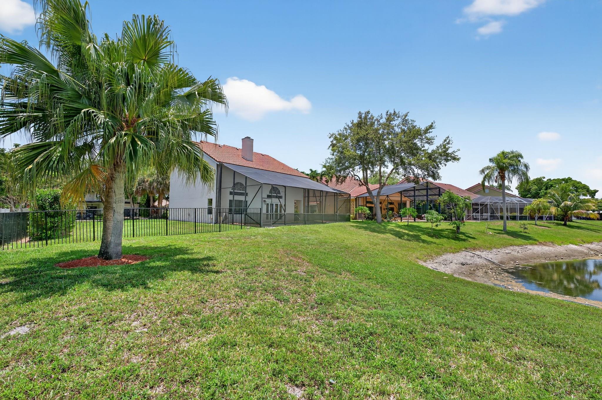 6401 NW 58th Ter
