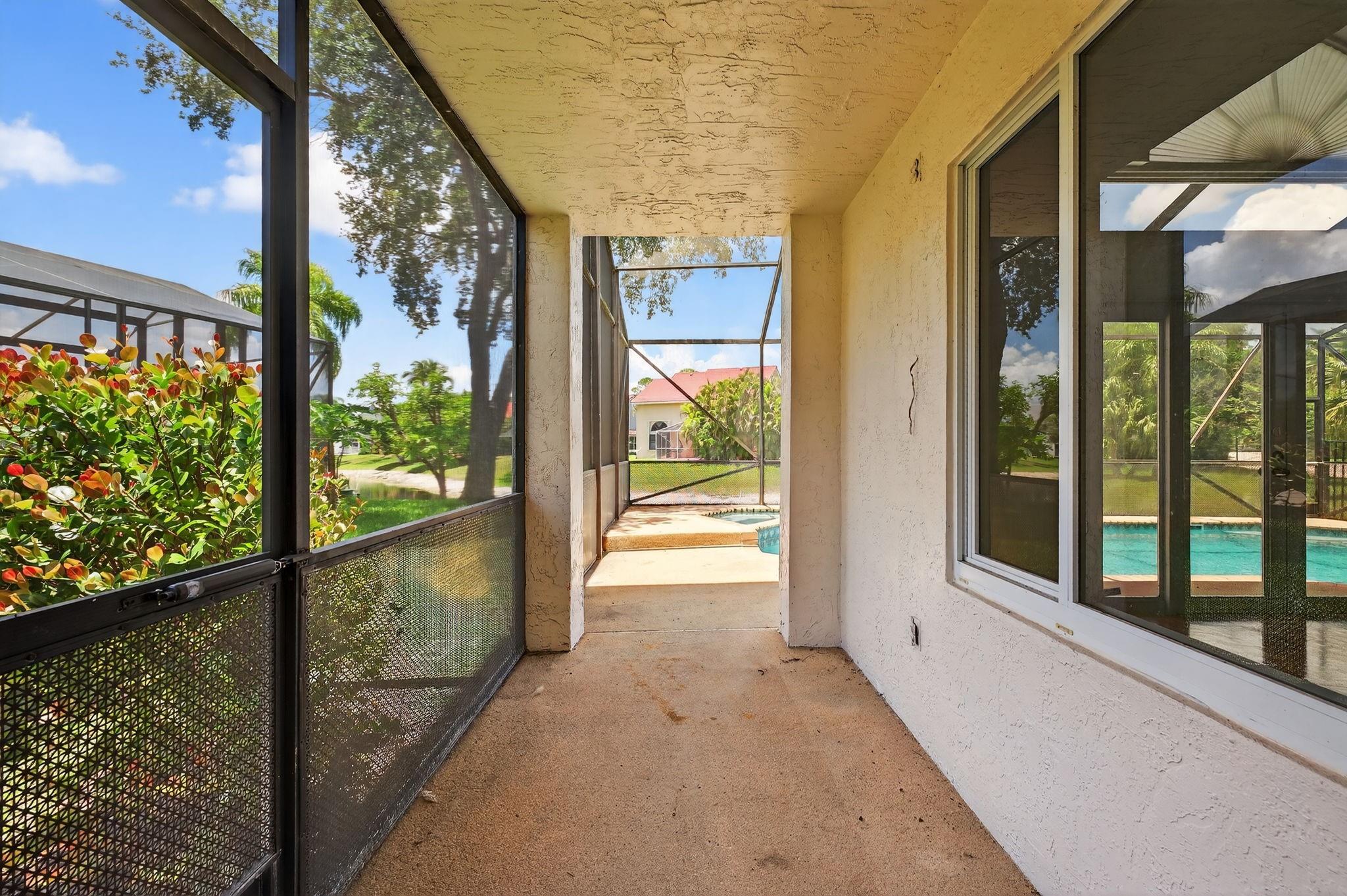 6401 NW 58th Ter