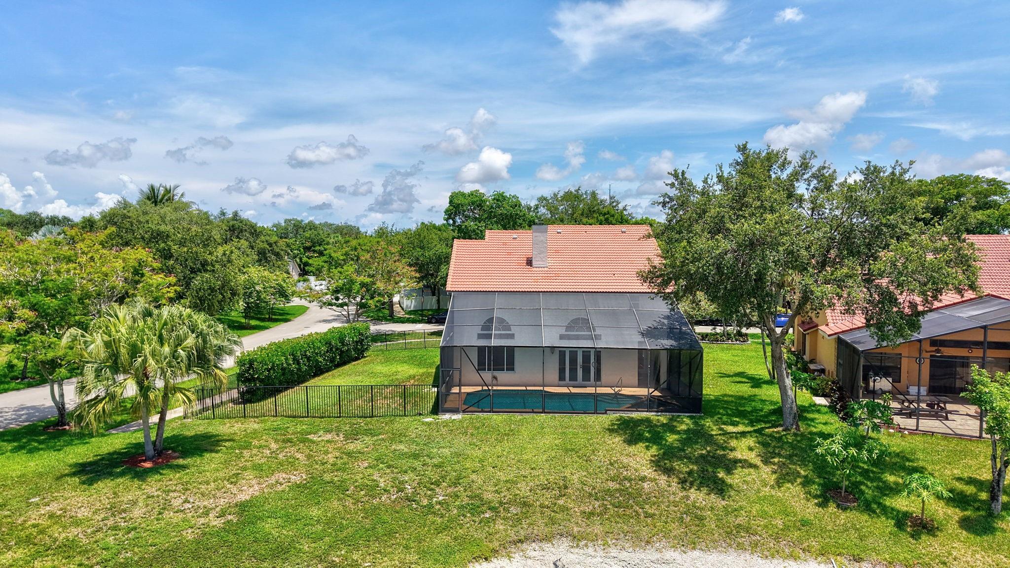 6401 NW 58th Ter