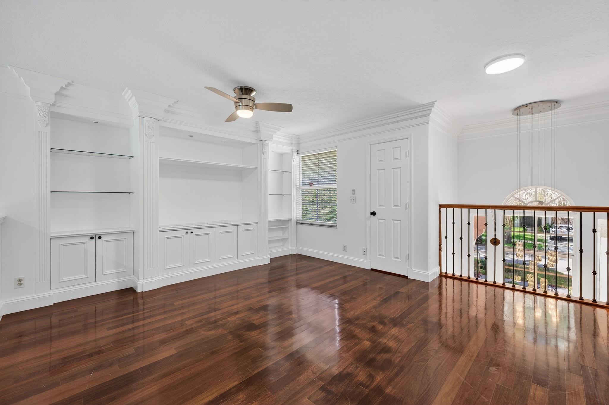 6401 NW 58th Ter