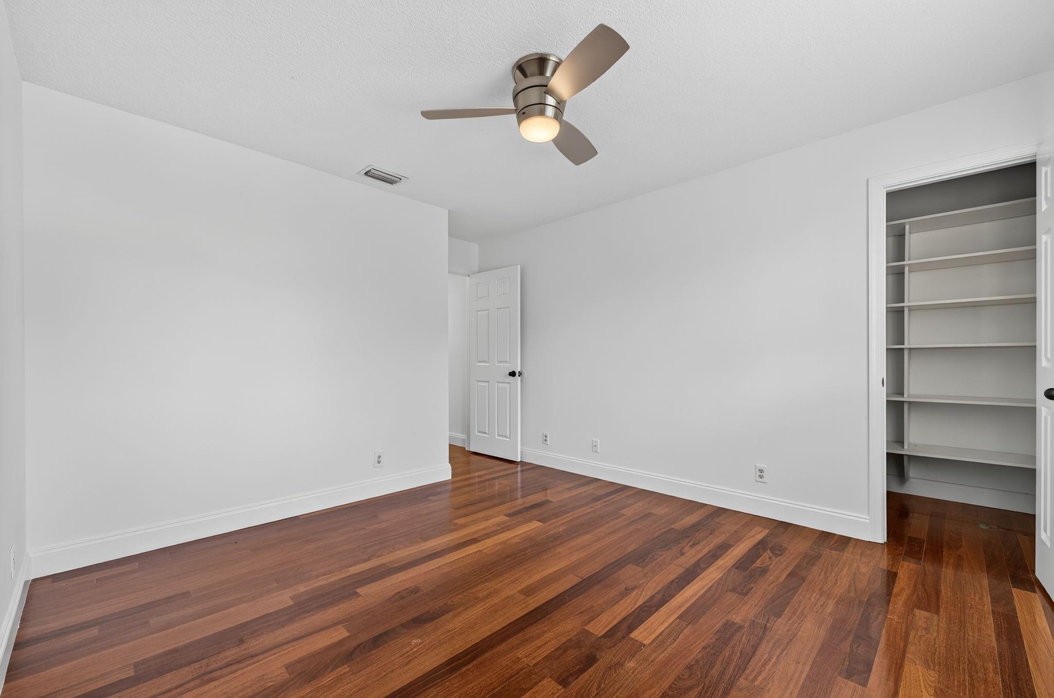 6401 NW 58th Ter