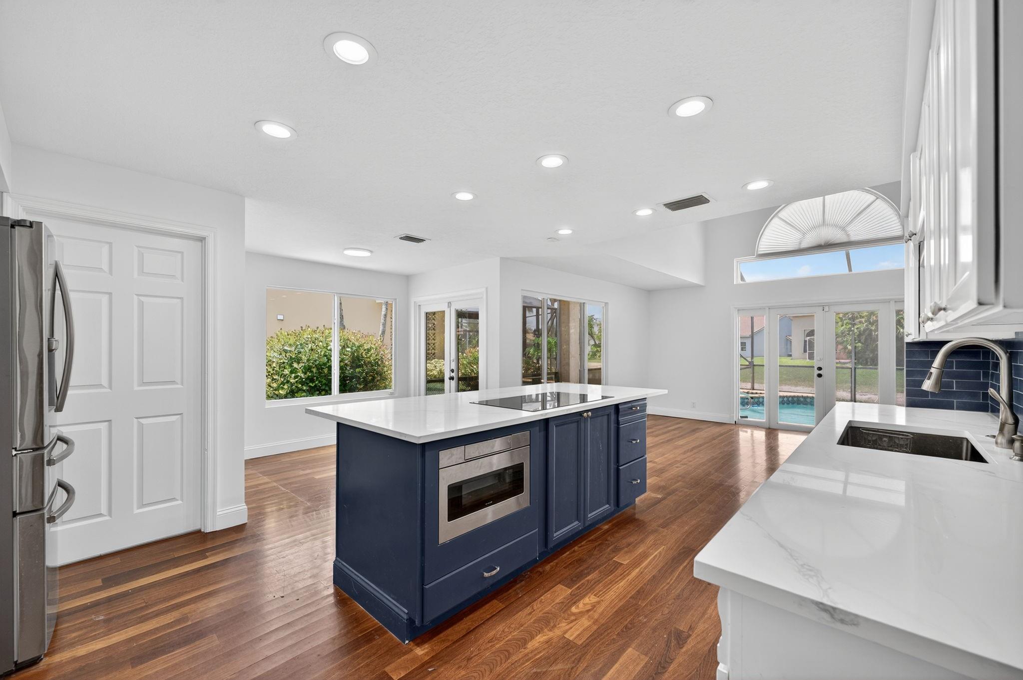 6401 NW 58th Ter