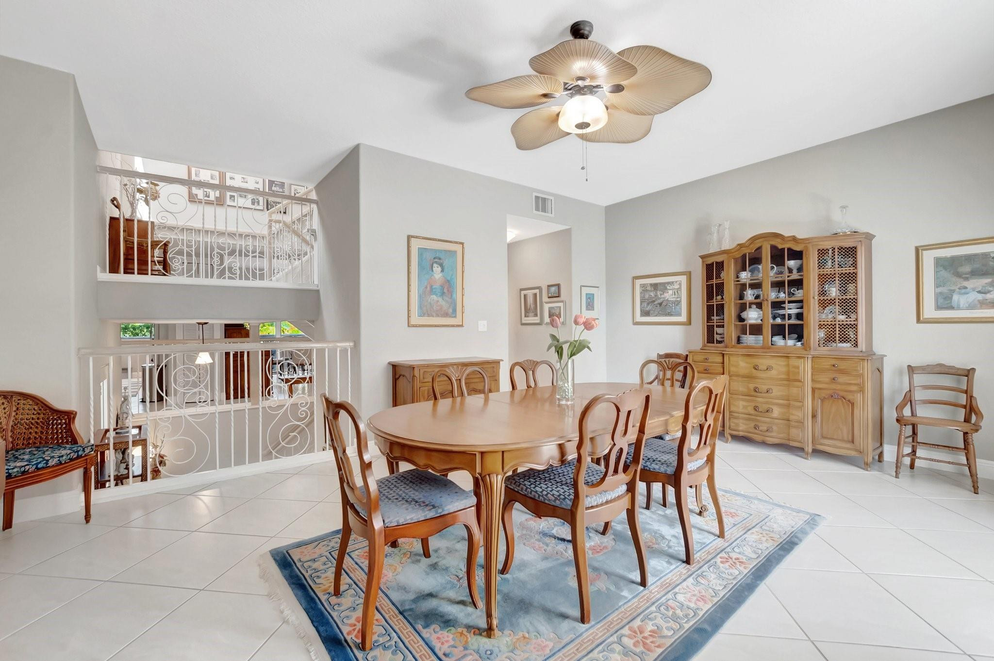 1776 Bay Dr