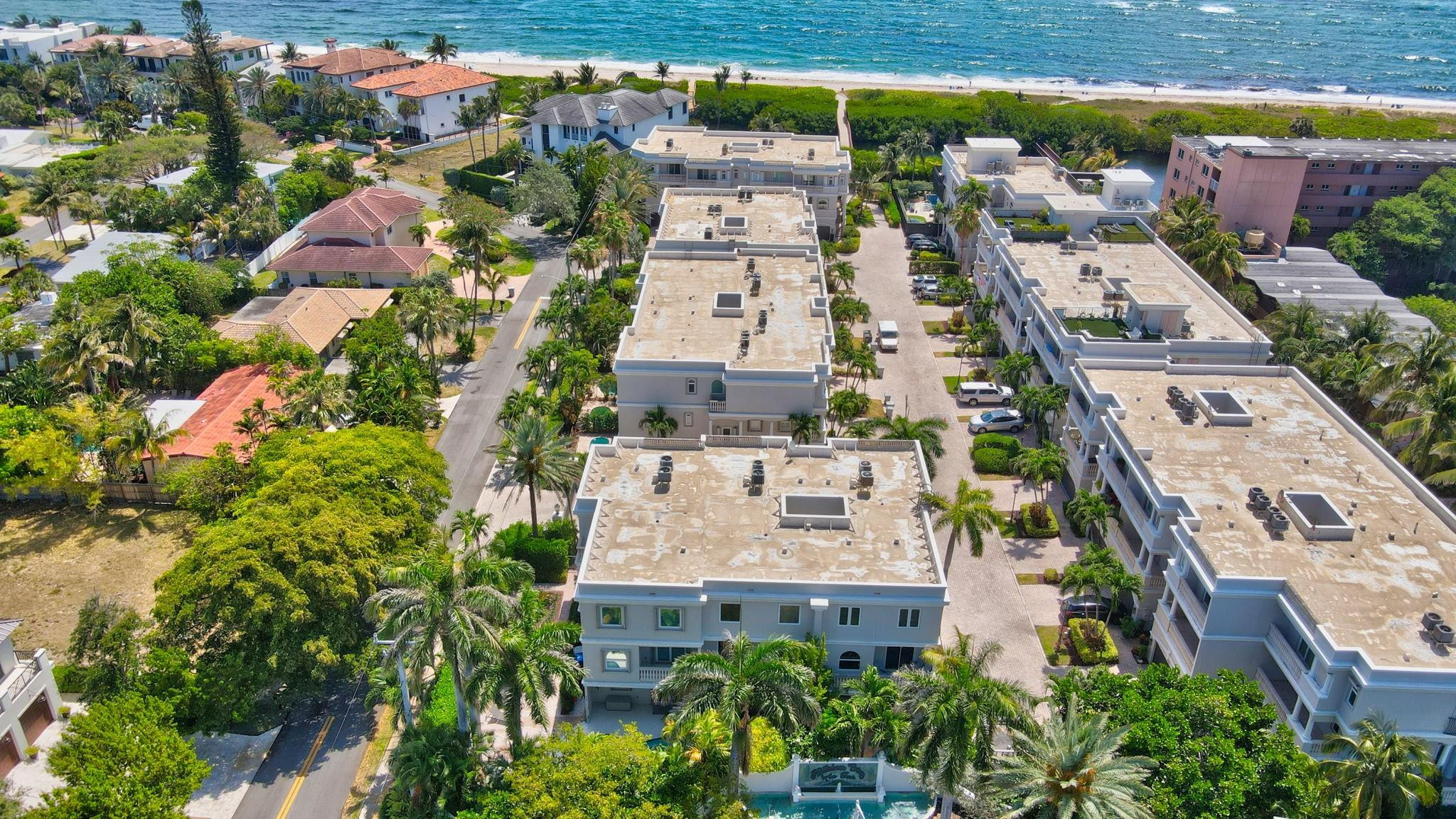 1776 Bay Dr