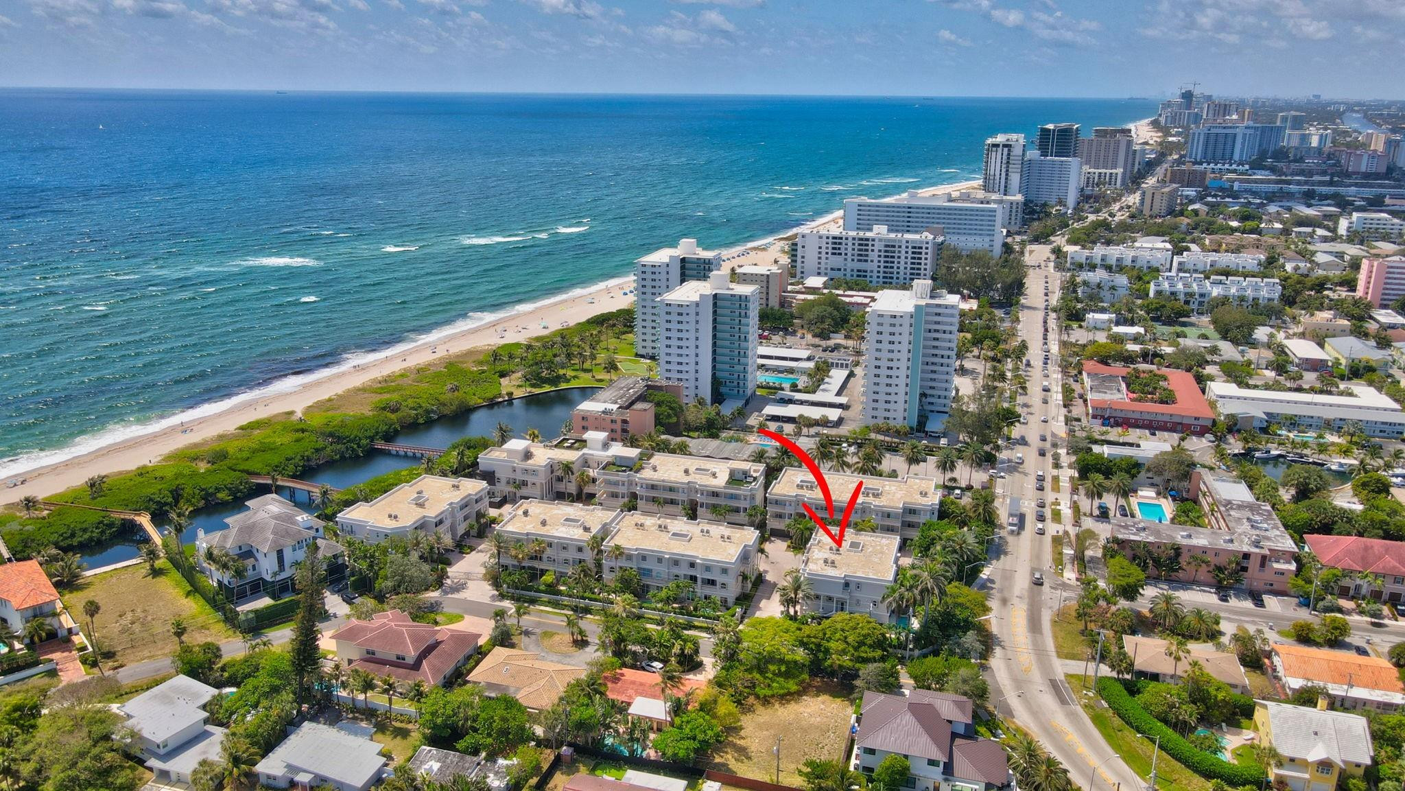 1776 Bay Dr