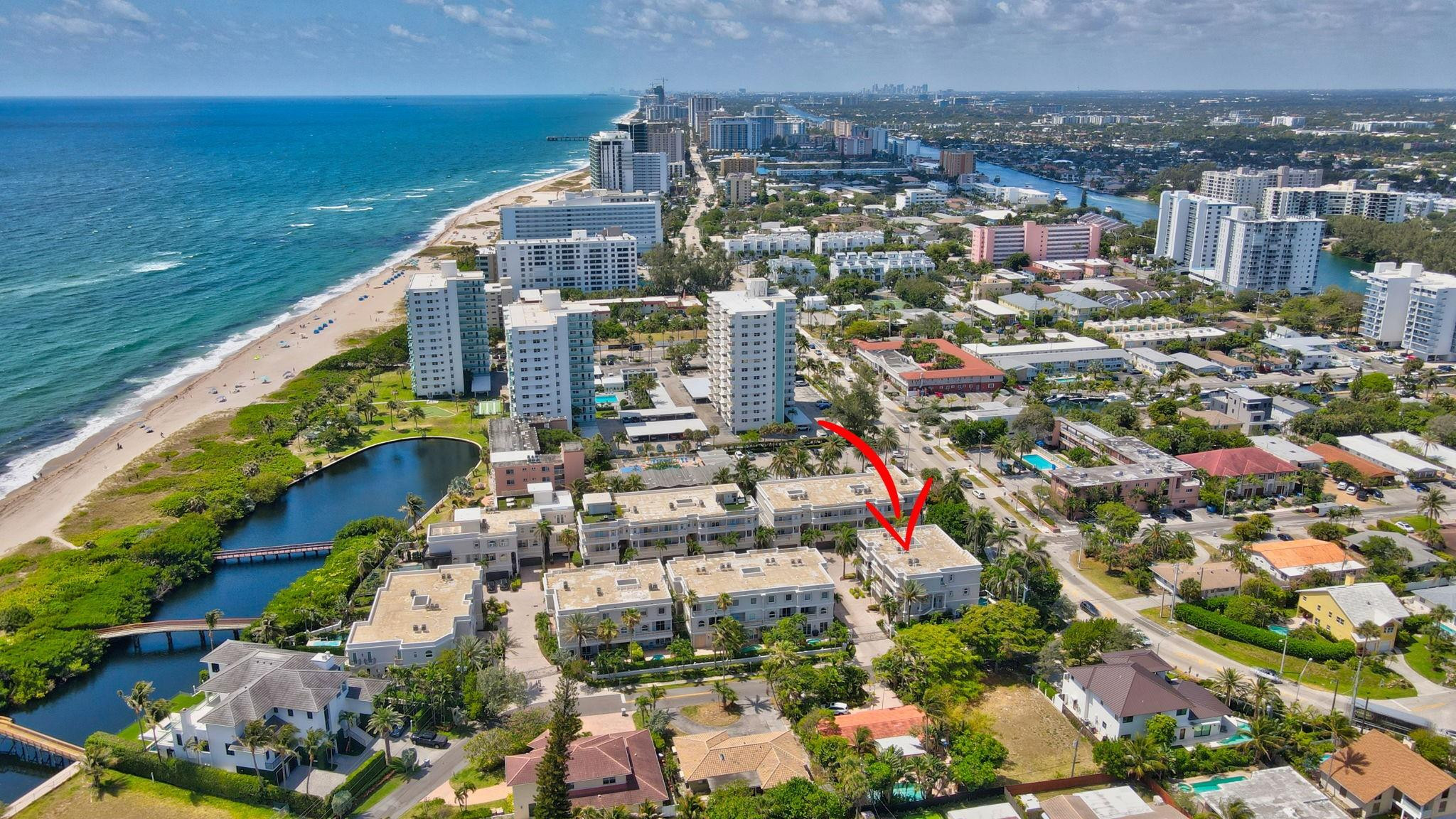 1776 Bay Dr