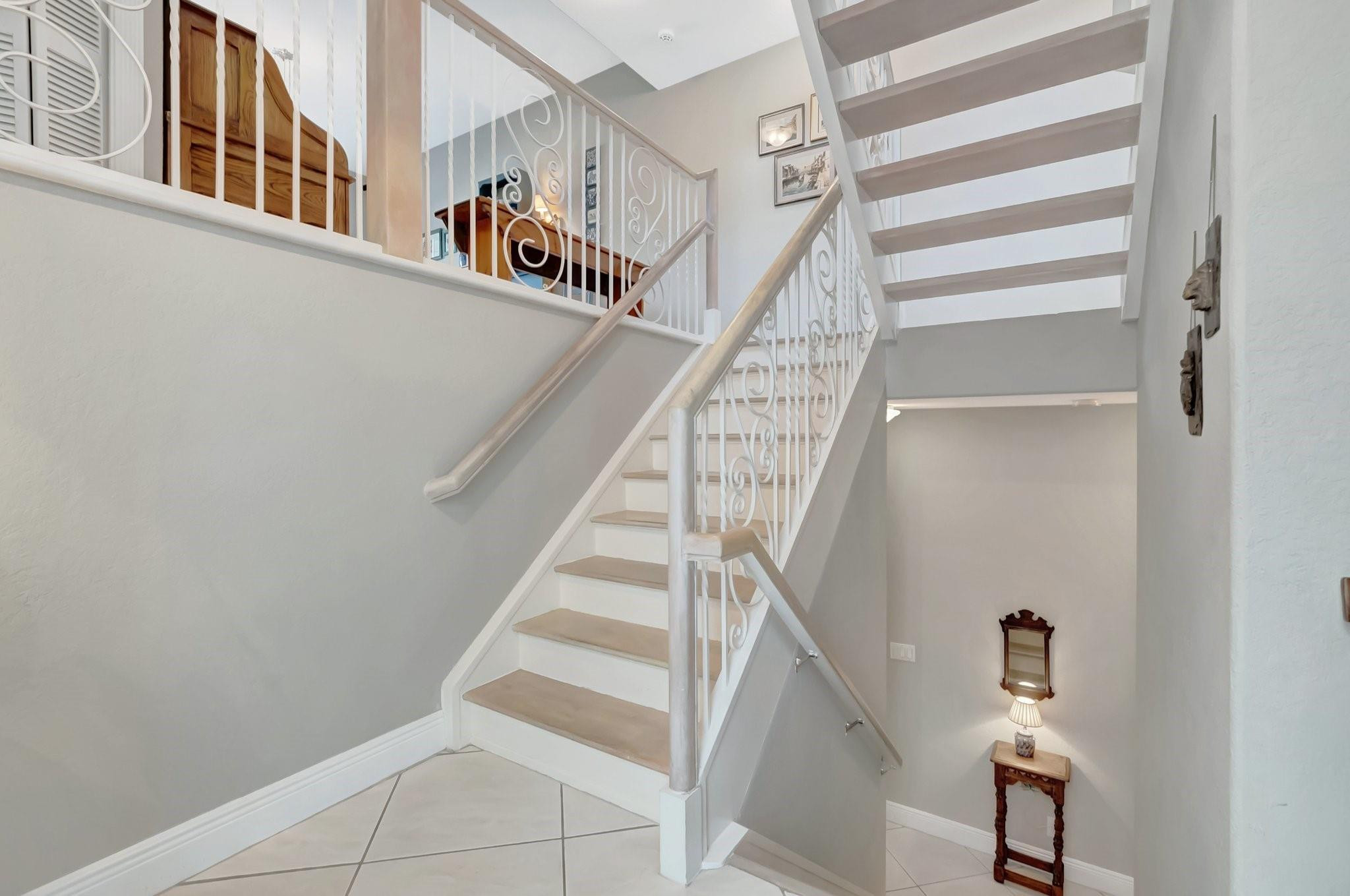 1776 Bay Dr