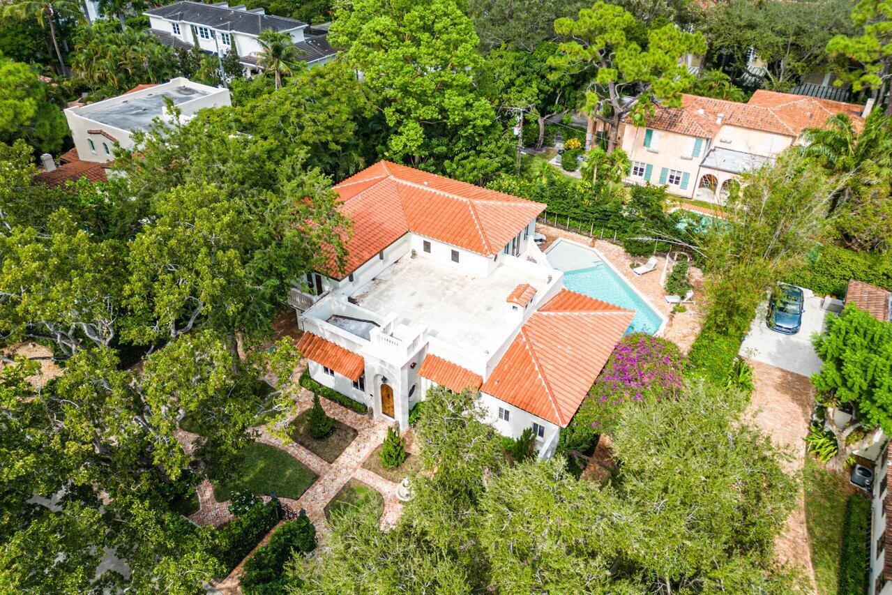 855 Azalea Street