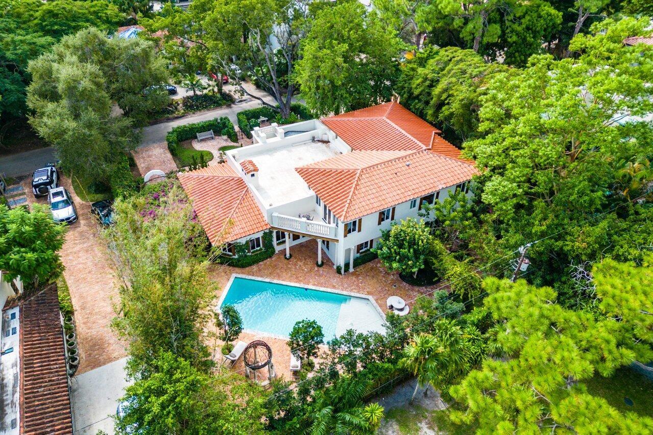 855 Azalea Street