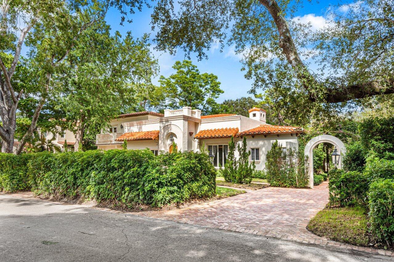 855 Azalea Street