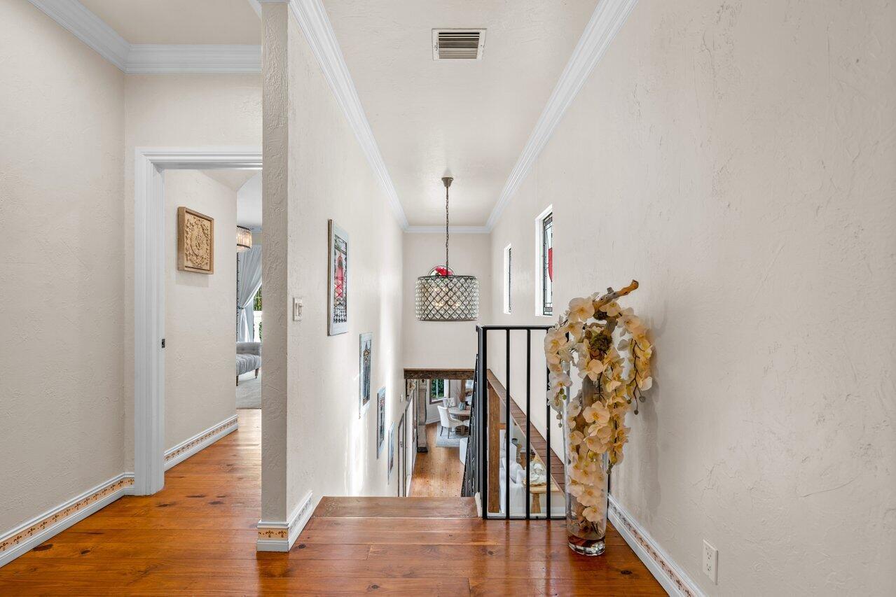 855 Azalea Street