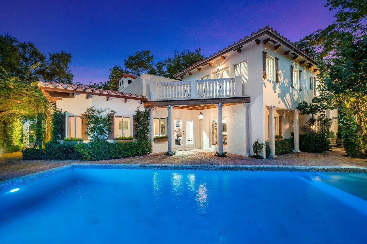 855 Azalea Street