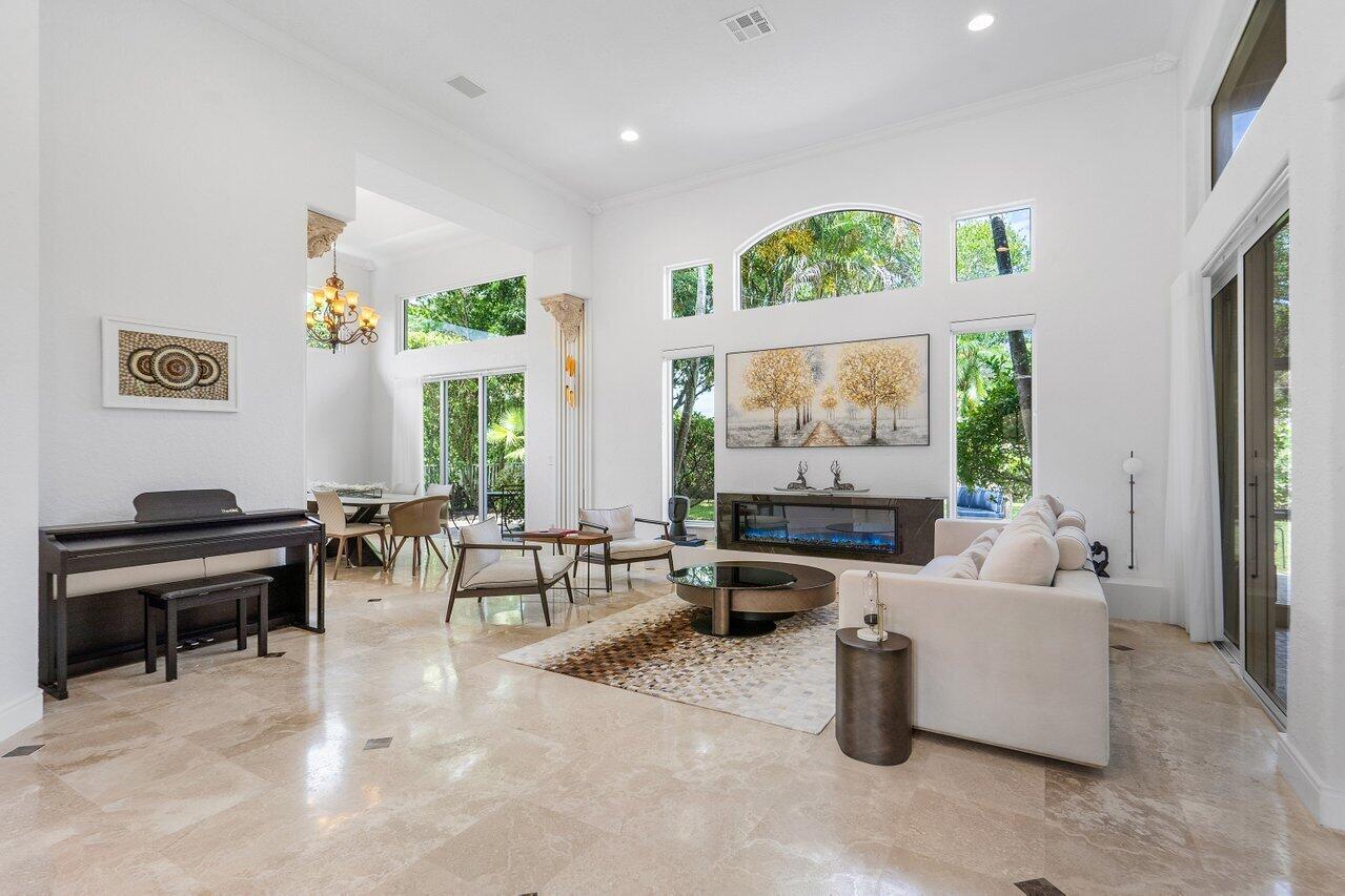715 NW 101st Terrace