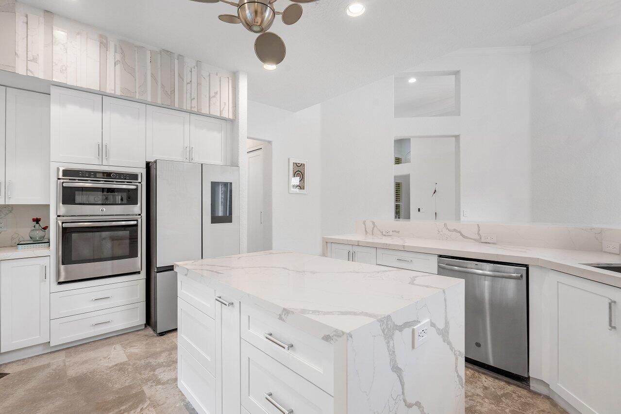 715 NW 101st Terrace