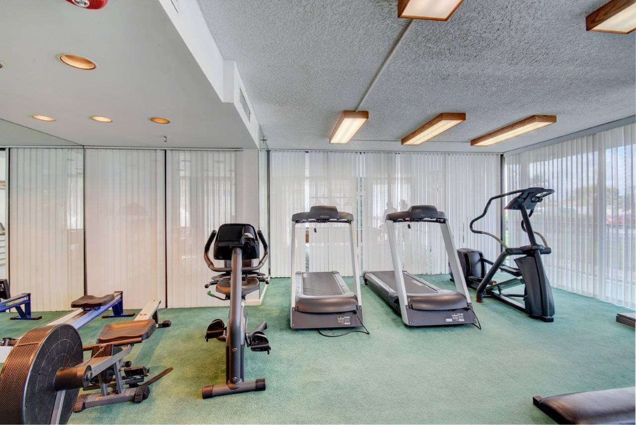 859 Jeffery Street Unit: 409