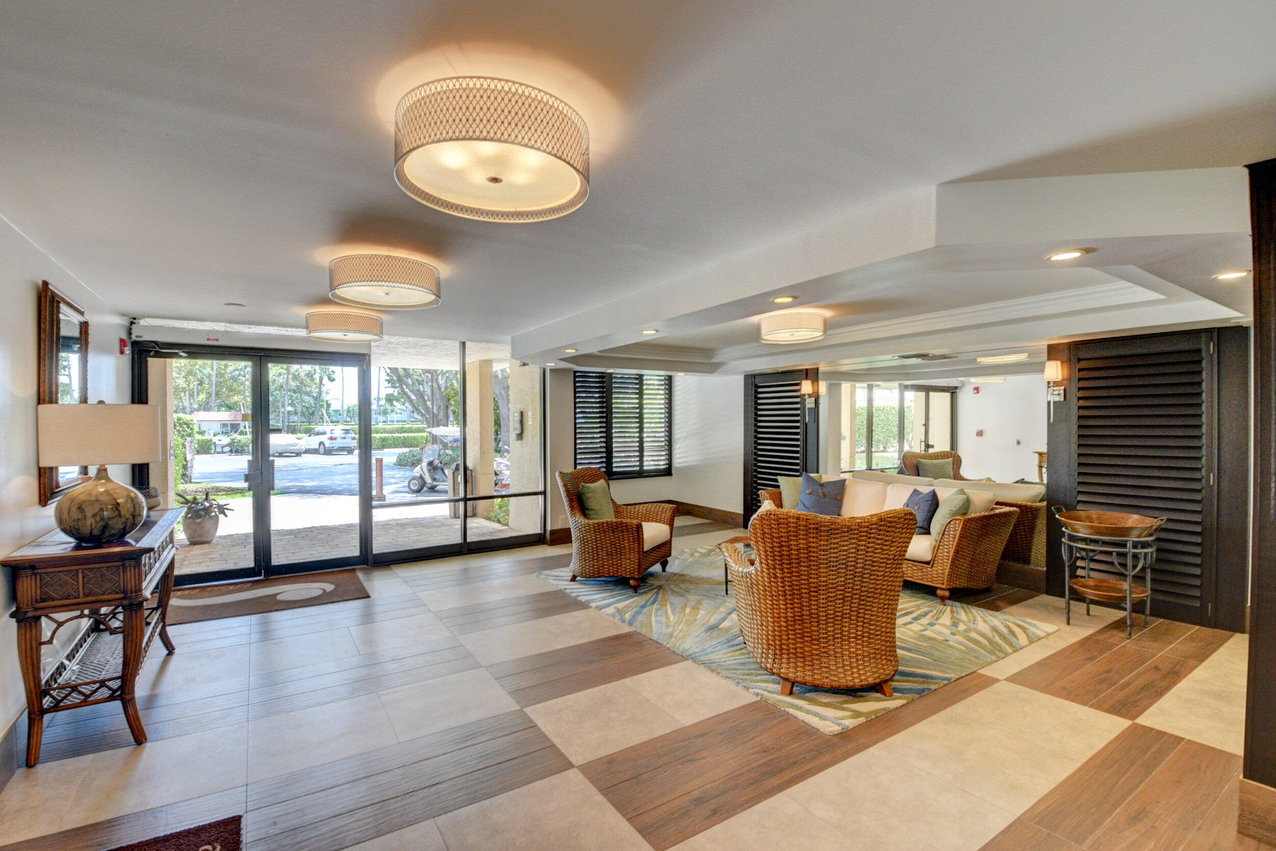 859 Jeffery Street Unit: 409