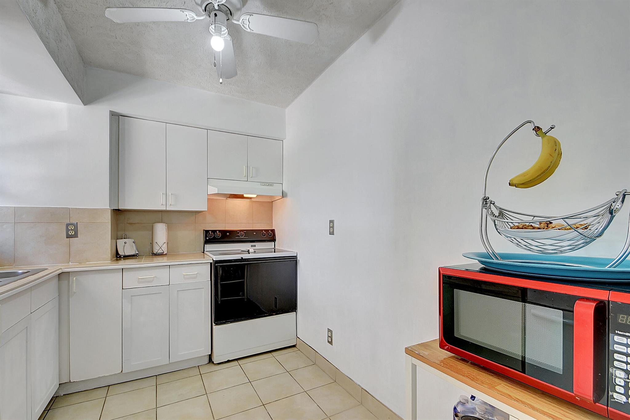 711 Lori Drive Unit: 107