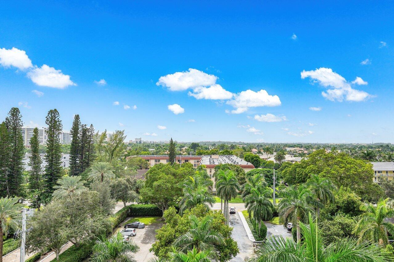 701 E Camino Real Unit: 8e
