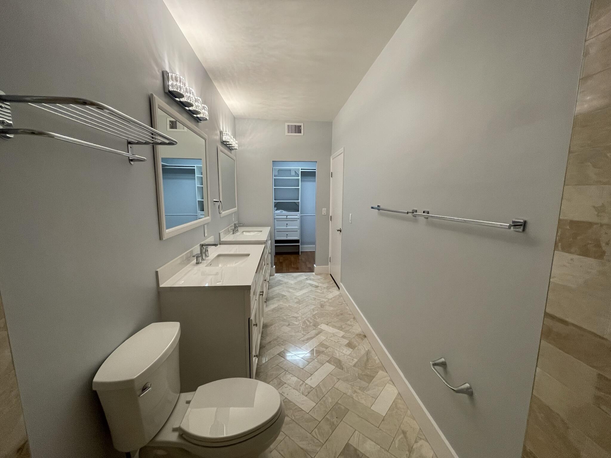 7525 NW 61st Terrace Unit: 3301