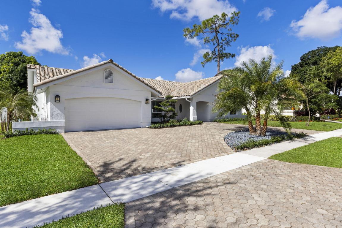 2851 NW 26th Court