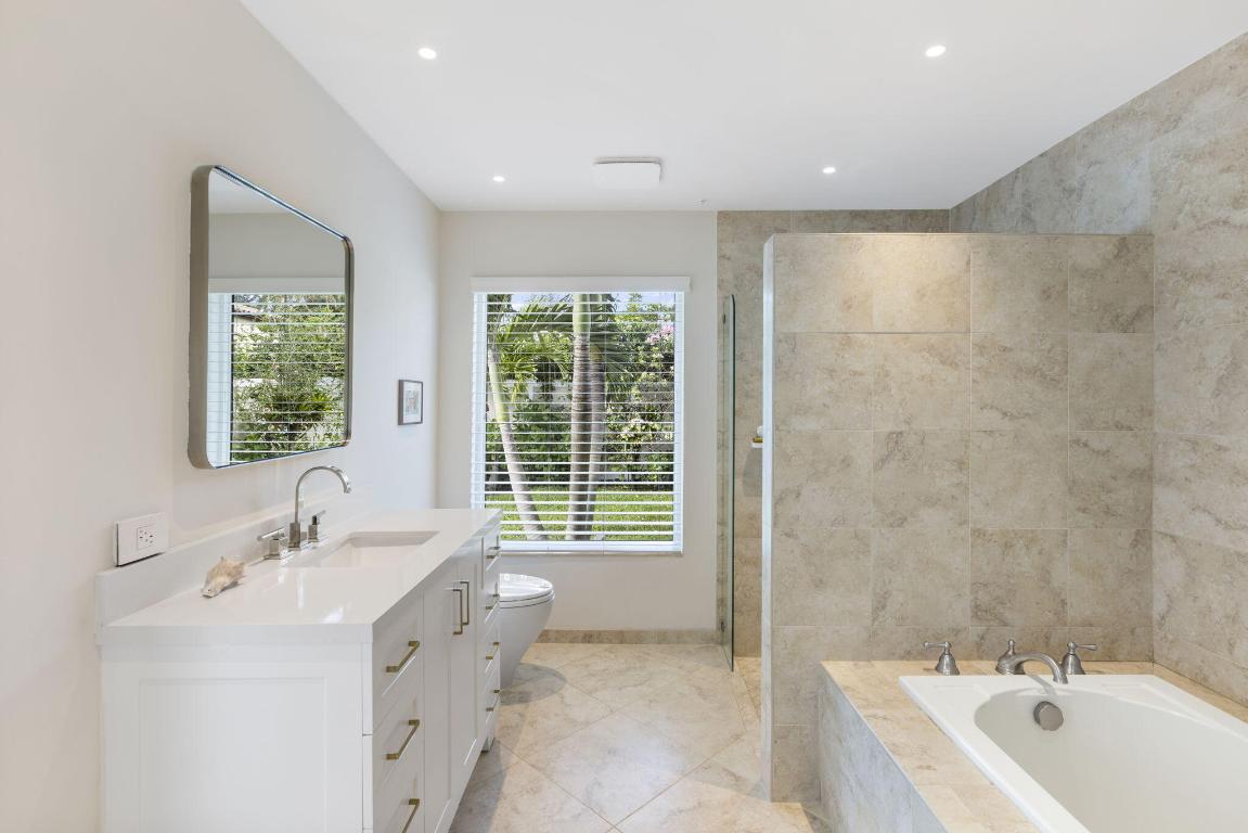 2851 NW 26th Court