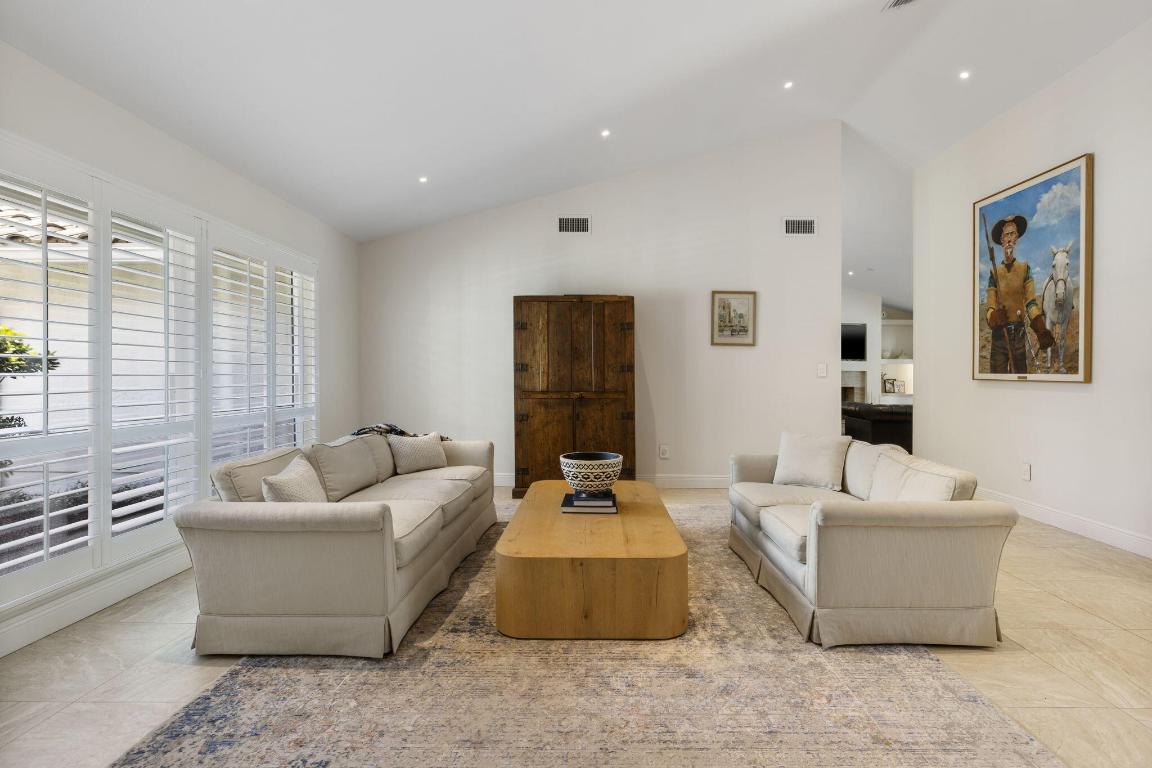 2851 NW 26th Court